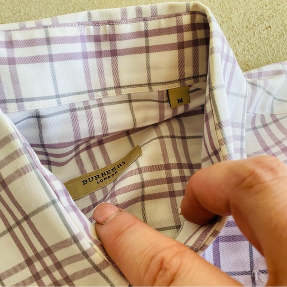Burberry | Short Sleeve Button Up Casual Shirt Medium - Picture 8 of 9